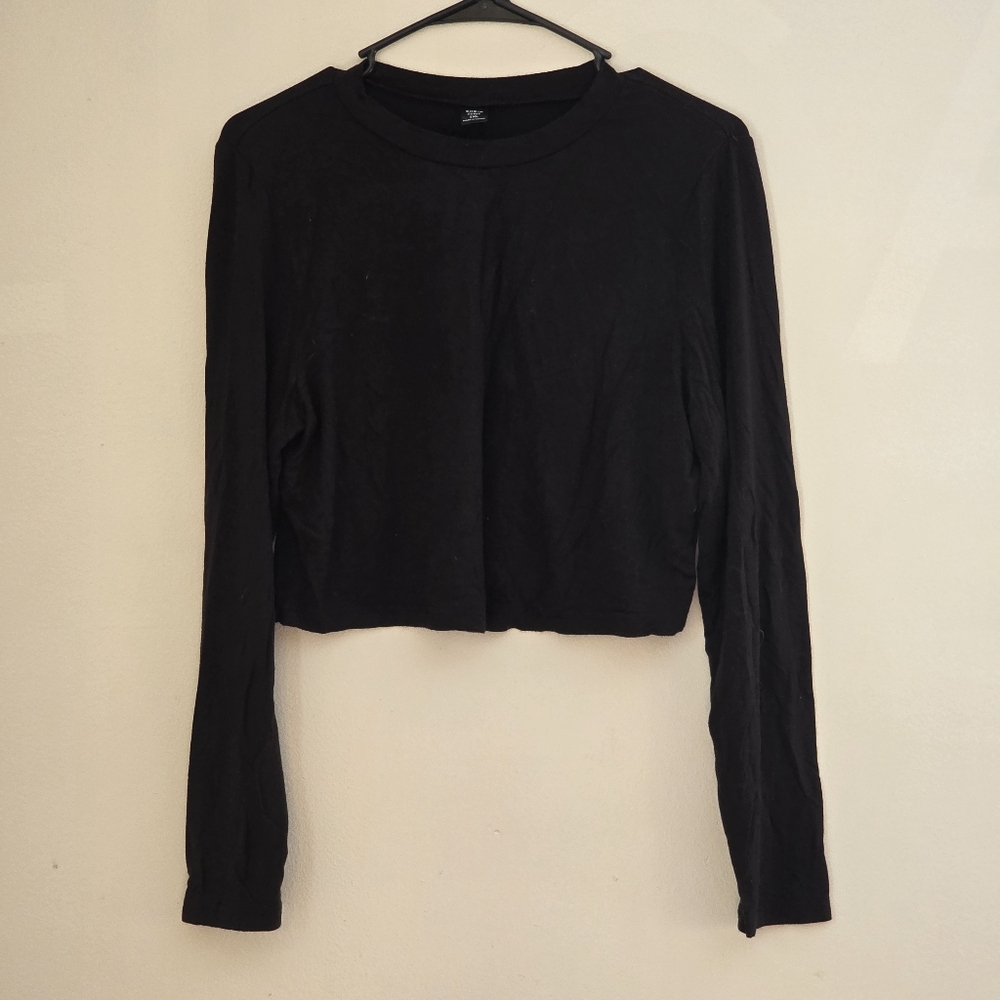 Shein Curve Women's 1XL Black Longsleeve Crop Top